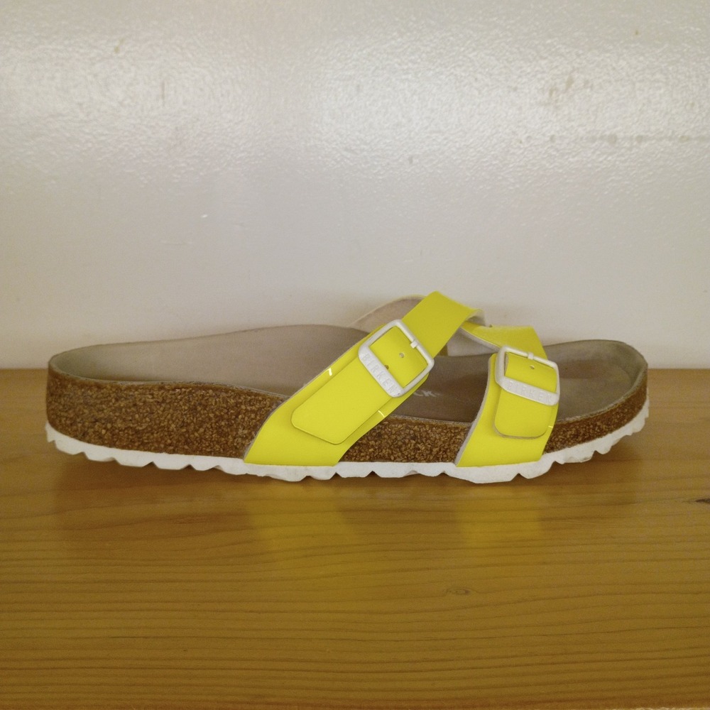 Birkenstock Yao Balance Yellow Patent Sandals Slides Women's Size 7 Men's Size 5 - Picture 5 of 11